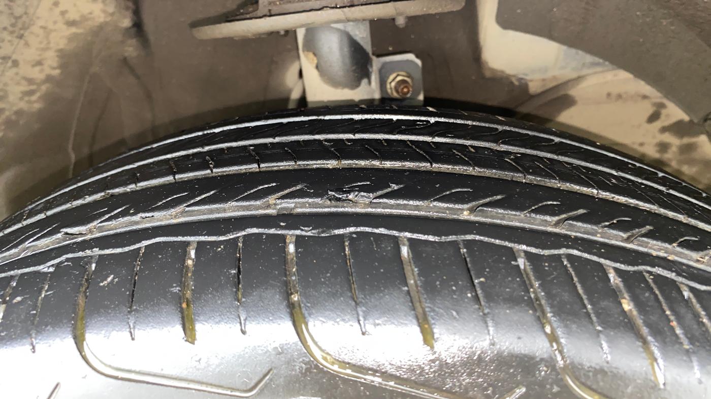 2023 Maruti FRONX ZETA 1.0L TURBO 6 AT, Petrol, Automatic, 24,085 km, Right Front Tyre Tread