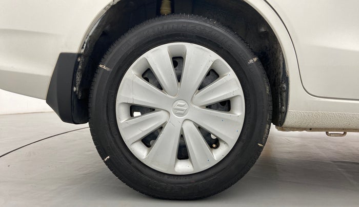 2017 Maruti Ertiga VDI SHVS, Diesel, Manual, 80,280 km, Right Rear Wheel