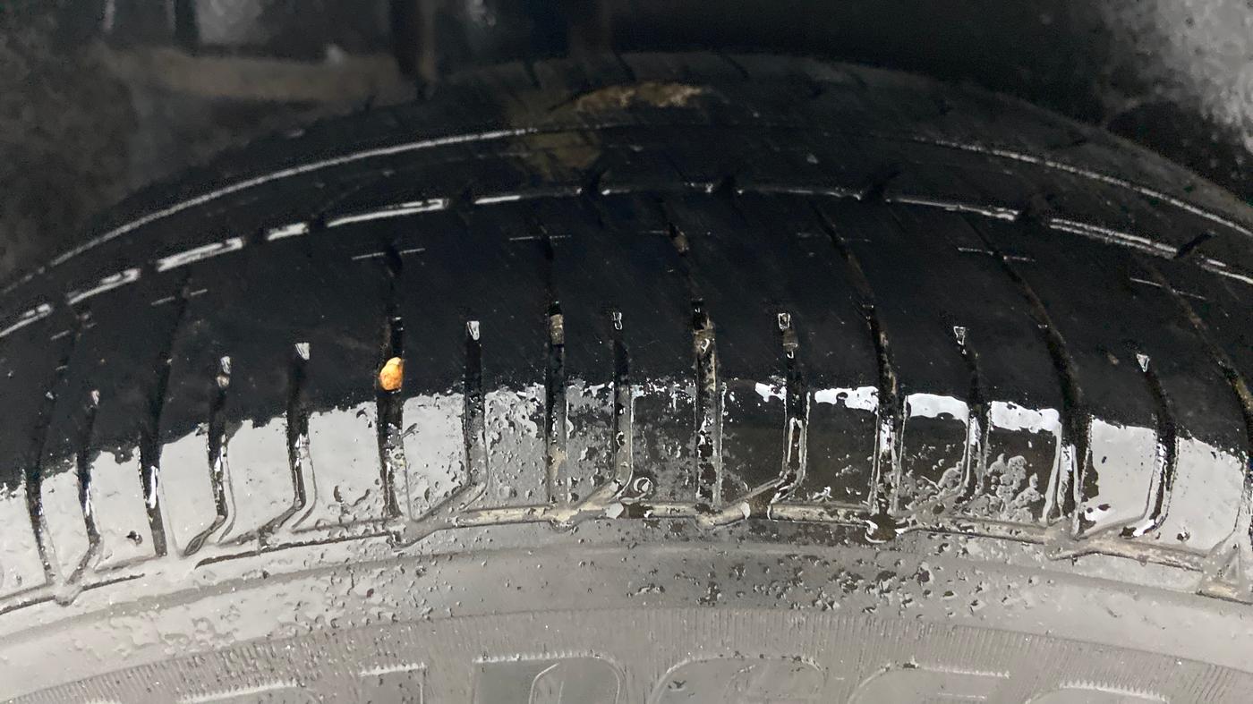 2017 Maruti Ertiga VDI SHVS, Diesel, Manual, 80,280 km, Right Rear Tyre Tread