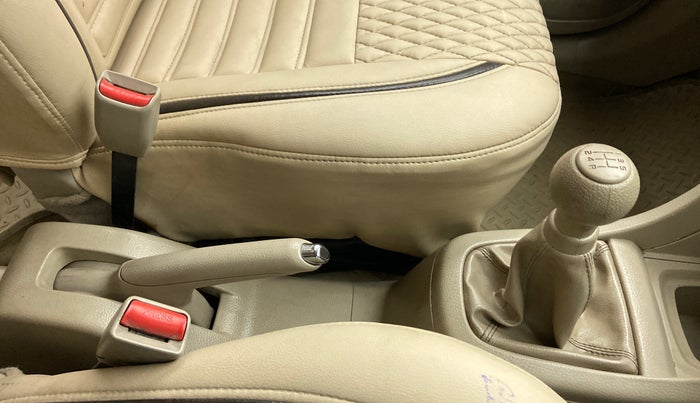 2017 Maruti Ertiga VDI SHVS, Diesel, Manual, 80,280 km, Gear Lever