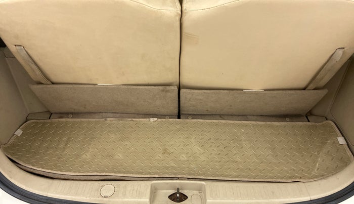 2017 Maruti Ertiga VDI SHVS, Diesel, Manual, 80,280 km, Boot Inside