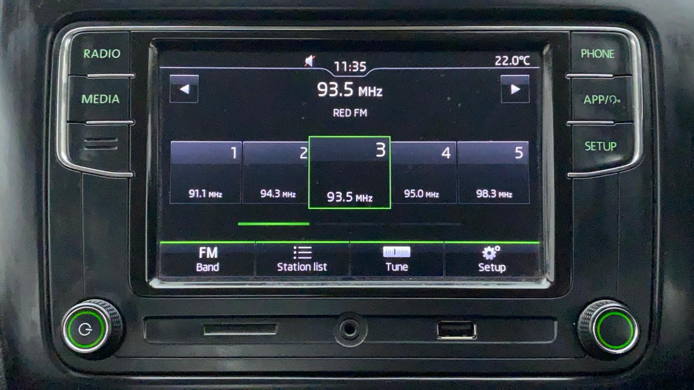 2020 Skoda Rapid AMBITION TSI, Petrol, Manual, 64,575 km, Infotainment System