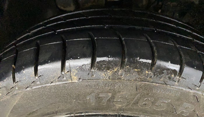 2022 Tata Tiago XZ PLUS CNG, CNG, Manual, 65,064 km, Right Front Tyre Tread