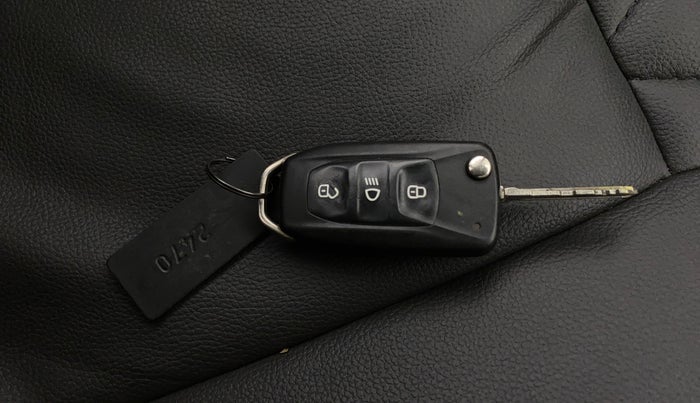 2017 Tata TIGOR XZA PETROL, Petrol, Automatic, 56,811 km, Key Close Up