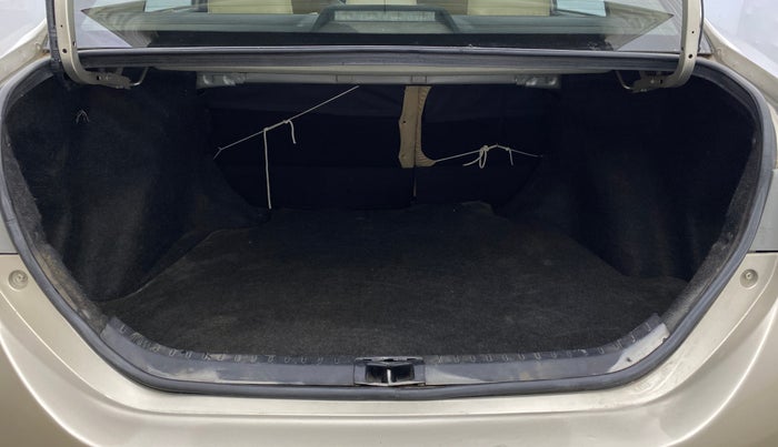 2015 Toyota Corolla Altis G CVT PETROL, Petrol, Automatic, 84,897 km, Boot Inside