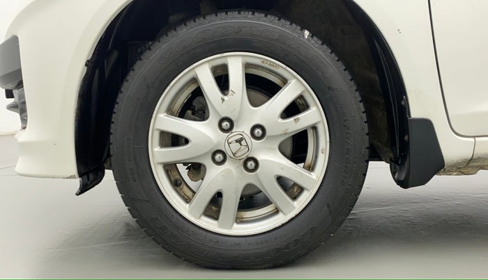 2013 Honda Brio 1.2 VX AT I VTEC, Petrol, Automatic, 64,627 km, Left Front Wheel