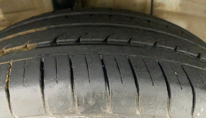 2018 Hyundai Elite i20 SPORTZ 1.2, Petrol, Manual, 30,206 km, Right Rear Tyre Tread