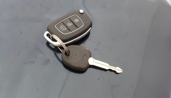 2023 Hyundai GRAND I10 NIOS SPORTZ 1.2 KAPPA VTVT CNG, CNG, Manual, 35,759 km, Key Close Up