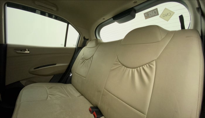 2019 Hyundai NEW SANTRO SPORTZ CNG, CNG, Manual, 31,552 km, Right Side Rear Door Cabin