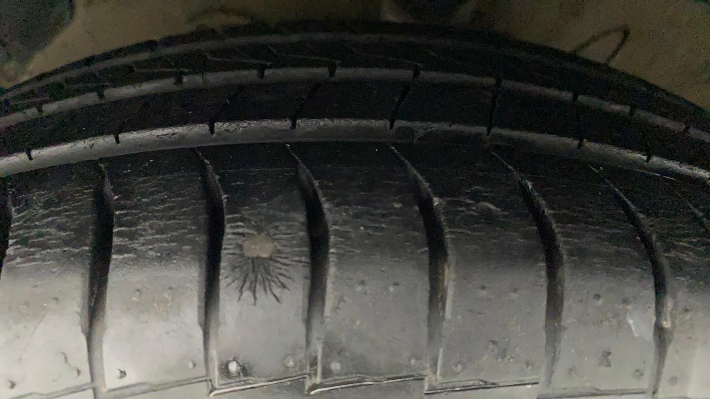 2019 Hyundai NEW SANTRO SPORTZ CNG, CNG, Manual, 31,552 km, Left Front Tyre Tread