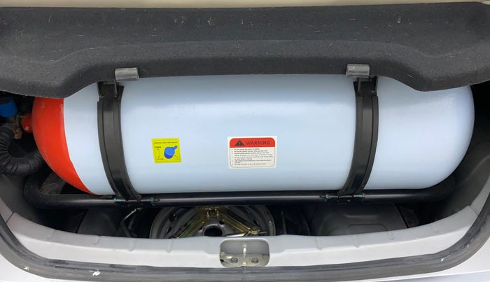 2019 Hyundai NEW SANTRO SPORTZ CNG, CNG, Manual, 31,552 km, Boot Inside