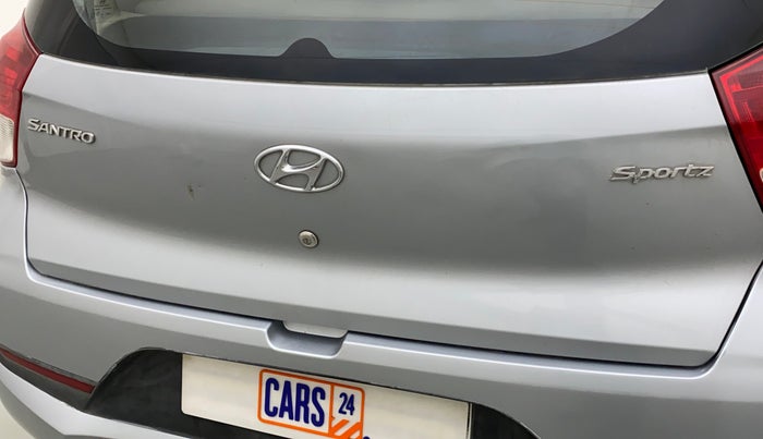 2019 Hyundai NEW SANTRO SPORTZ CNG, CNG, Manual, 31,552 km, Dicky (Boot door) - Minor scratches