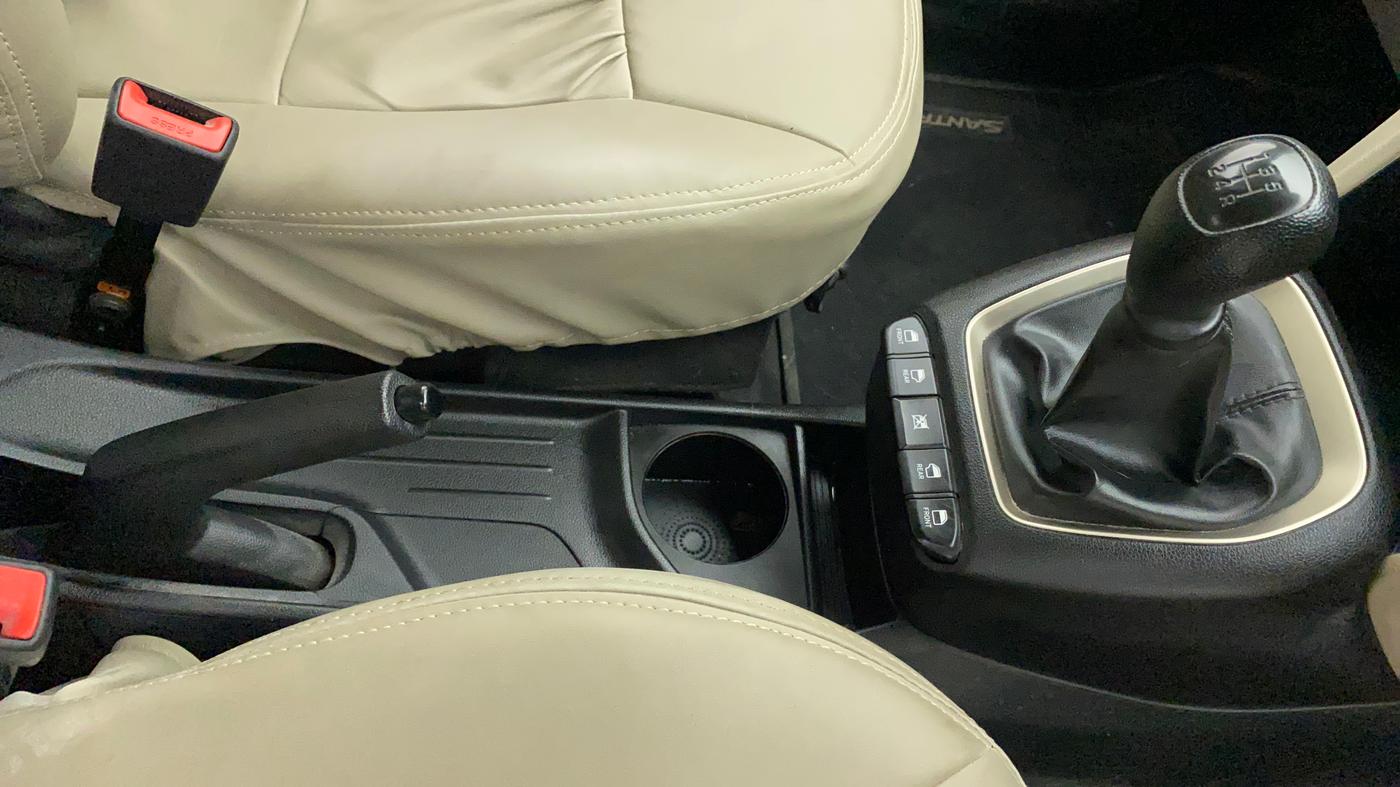 2019 Hyundai NEW SANTRO SPORTZ CNG, CNG, Manual, 31,552 km, Gear Lever