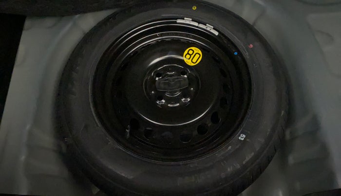 2019 Toyota Glanza V CVT, Petrol, Automatic, 15,901 km, Dicky (Boot door) - Tool missing