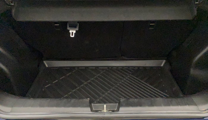 2019 Toyota Glanza V CVT, Petrol, Automatic, 15,901 km, Boot Inside