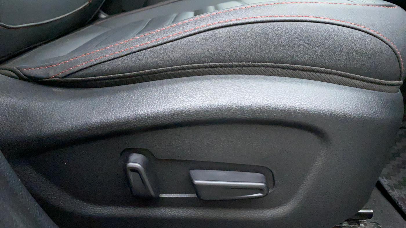 2020 KIA SELTOS 1.4 GTX+ TURBO GDI PETROL AT, Petrol, Automatic, 11,246 km, Driver Side Adjustment Panel