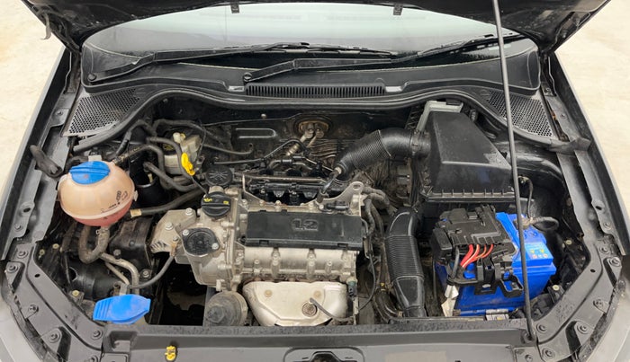 2017 Volkswagen Polo HIGHLINE1.2L, Petrol, Manual, 73,773 km, Engine View