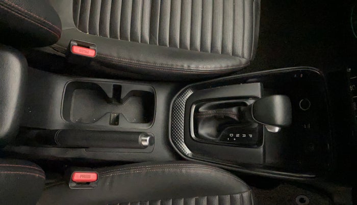 2021 KIA SONET GTX PLUS 1.5 AT, Diesel, Automatic, 67,104 km, Gear Lever