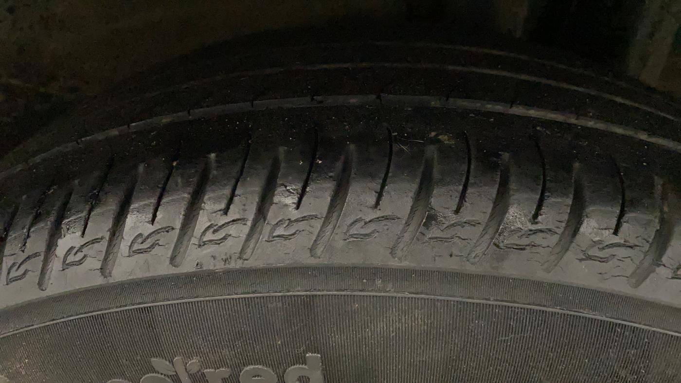 2021 KIA SONET GTX PLUS 1.5 AT, Diesel, Automatic, 67,104 km, Left Rear Tyre Tread