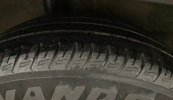 2021 KIA SONET GTX PLUS 1.5 AT, Diesel, Automatic, 67,104 km, Right Rear Tyre Tread