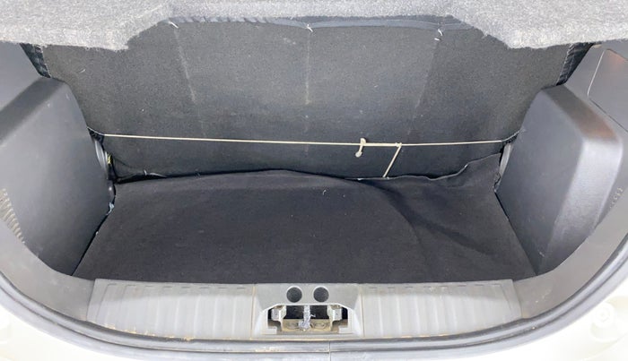 2018 Ford FREESTYLE TITANIUM PLUS 1.2 PETROL, Petrol, Manual, 75,293 km, Boot Inside