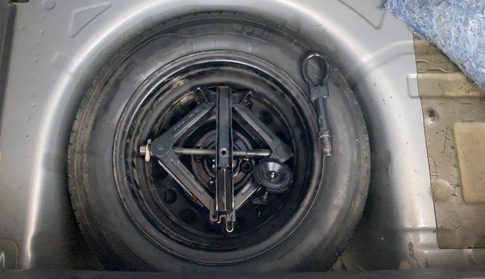 2018 Ford FREESTYLE TITANIUM PLUS 1.2 PETROL, Petrol, Manual, 75,293 km, Spare Tyre