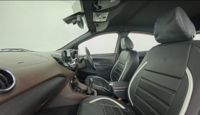 2018 Ford FREESTYLE TITANIUM PLUS 1.2 PETROL, Petrol, Manual, 75,293 km, Right Side Front Door Cabin