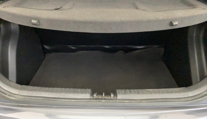 2018 Hyundai Elite i20 ASTA 1.2, Petrol, Manual, 34,111 km, Boot Inside