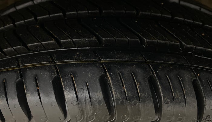 2018 Maruti Alto K10 VXI (O) AMT, Petrol, Automatic, 49,293 km, Right Front Tyre Tread