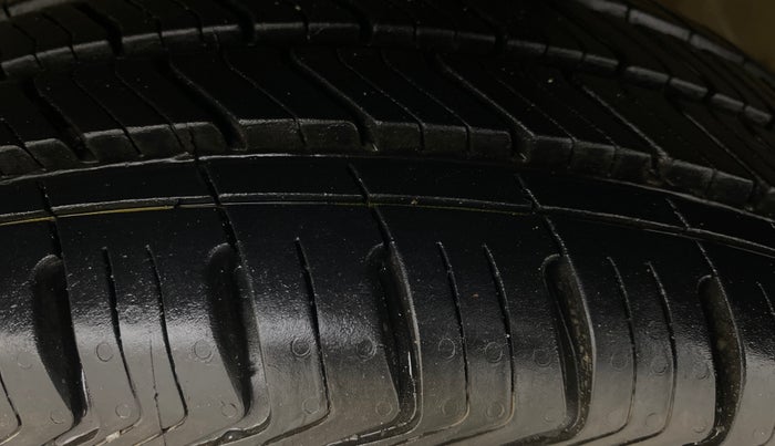 2018 Maruti Alto K10 VXI (O) AMT, Petrol, Automatic, 49,293 km, Left Front Tyre Tread