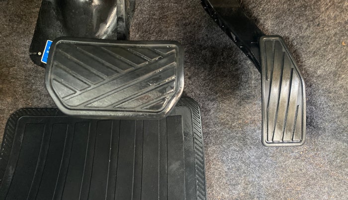 2018 Maruti Alto K10 VXI (O) AMT, Petrol, Automatic, 49,293 km, Pedals