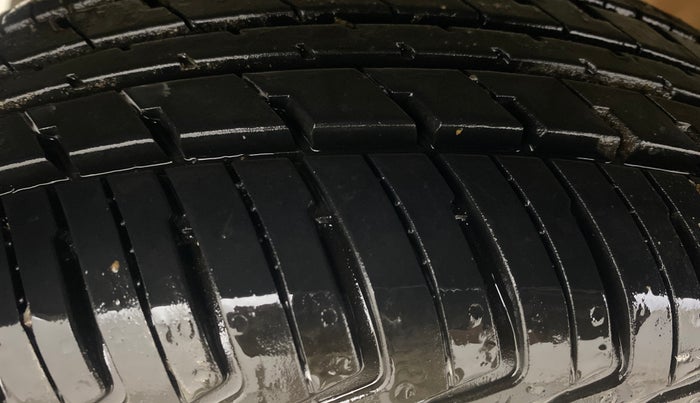 2018 Maruti Alto K10 VXI (O) AMT, Petrol, Automatic, 49,293 km, Right Rear Tyre Tread