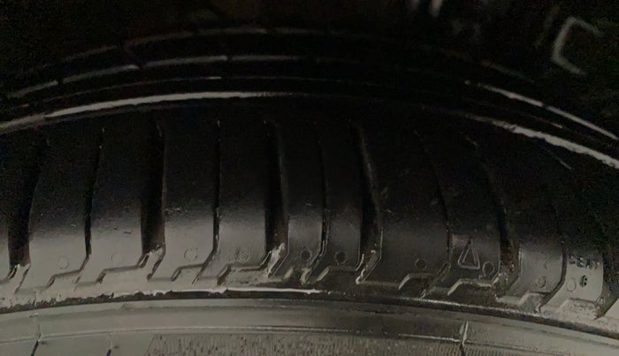 2018 Tata TIGOR XZ PETROL, Petrol, Manual, 45,641 km, Right Rear Tyre Tread