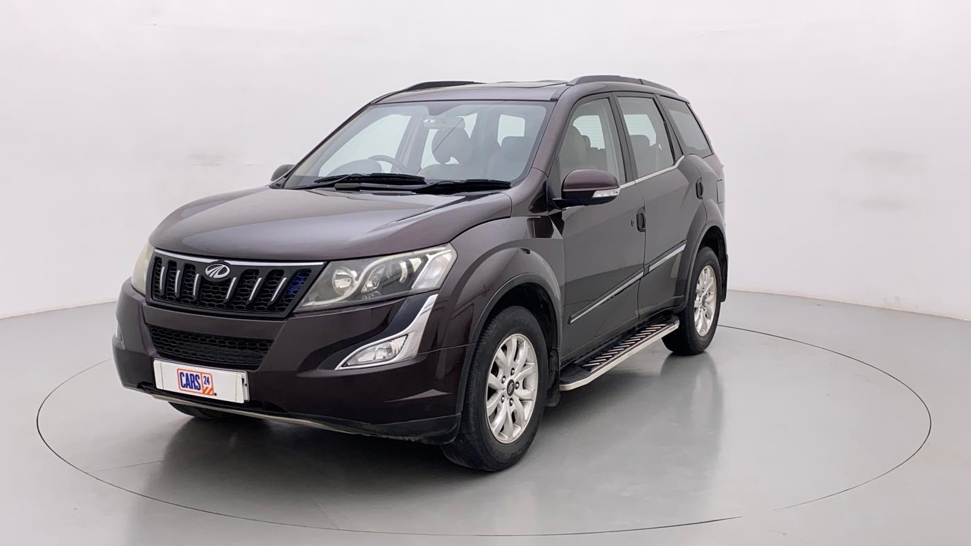 2016 Mahindra XUV500 W10, Diesel, Manual, 97,304 km, Left Front Diagonal