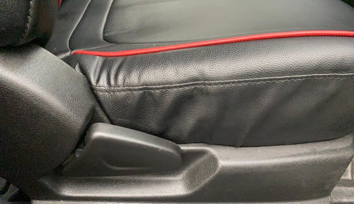 2023 Renault Kwid CLIMBER 1.0 (O) DUAL TONE, Petrol, Manual, 3,136 km, Driver Side Adjustment Panel