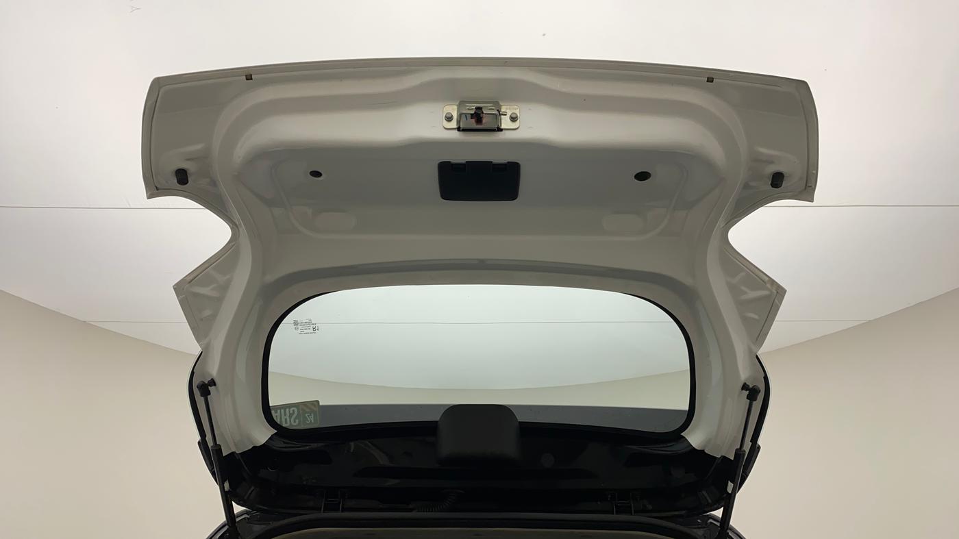 2023 Renault Kwid CLIMBER 1.0 (O) DUAL TONE, Petrol, Manual, 3,136 km, Boot Door Open
