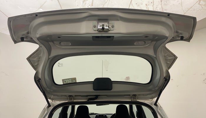 2015 Renault Kwid RXT 0.8, Petrol, Manual, 47,526 km, Boot Door Open