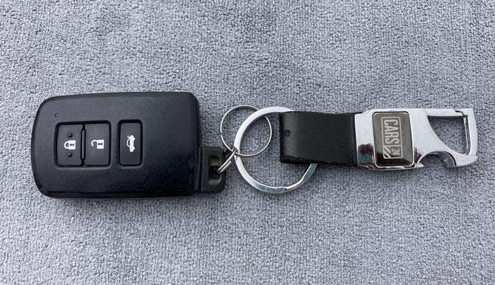 2018 Toyota Corolla Altis VL AT, Petrol, Automatic, 34,339 km, Key Close Up