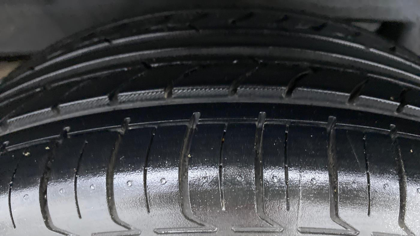 2018 Toyota Corolla Altis VL AT, Petrol, Automatic, 34,339 km, Right Rear Tyre Tread