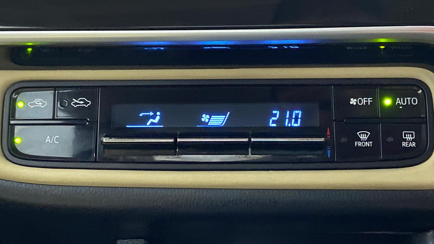 2018 Toyota Corolla Altis VL AT, Petrol, Automatic, 34,339 km, Automatic Climate Control