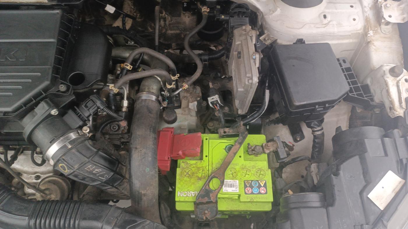2018 Maruti Vitara Brezza ZDI PLUS AMT, Diesel, Automatic, 43,619 km, Engine View - Left