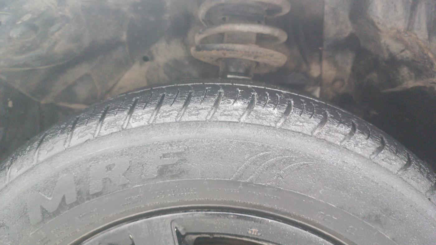 2018 Maruti Vitara Brezza ZDI PLUS AMT, Diesel, Automatic, 43,619 km, Left Front Tyre Tread