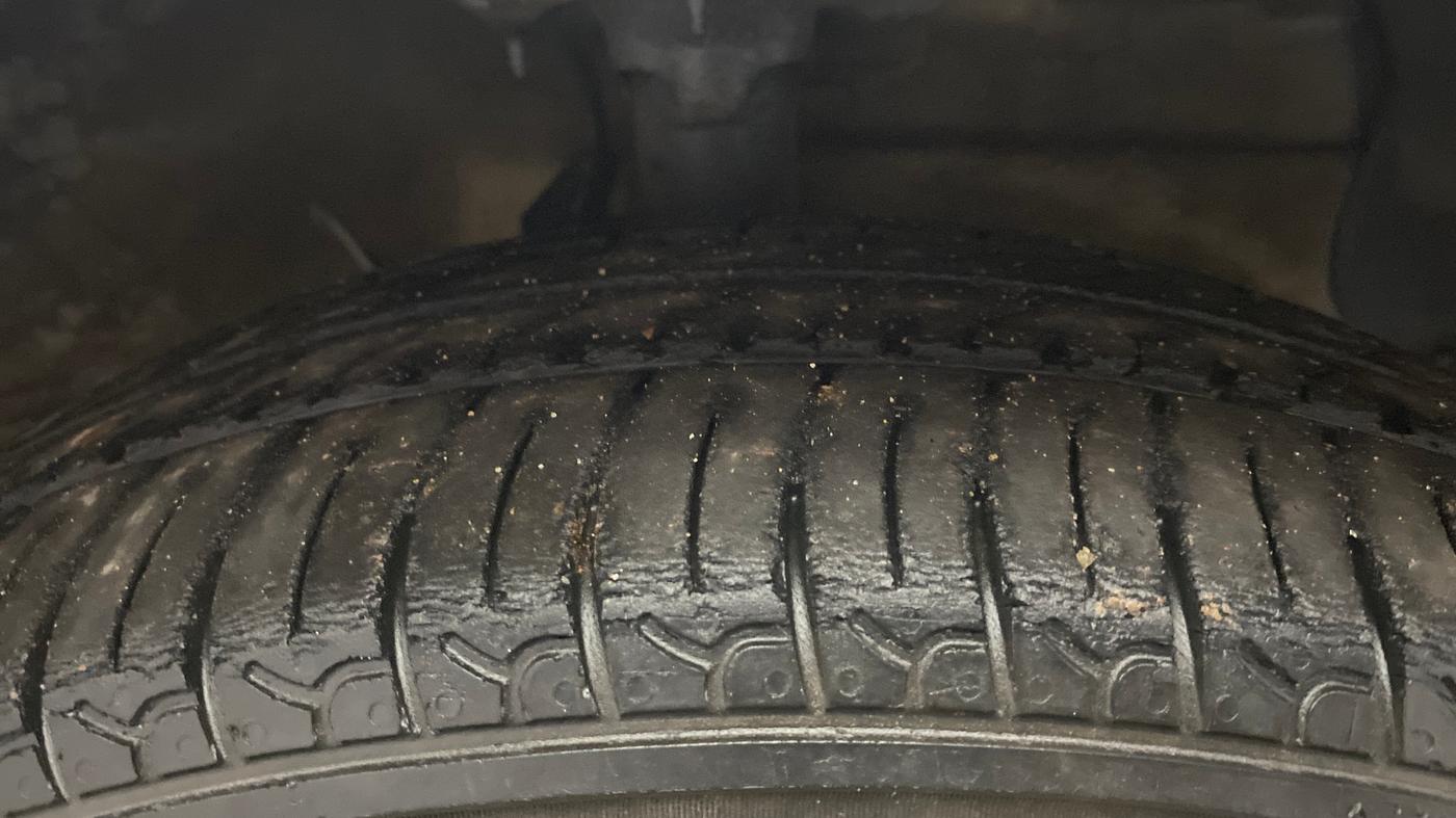 2019 Hyundai NEW SANTRO SPORTZ AMT, Petrol, Automatic, 16,450 km, Right Front Tyre Tread