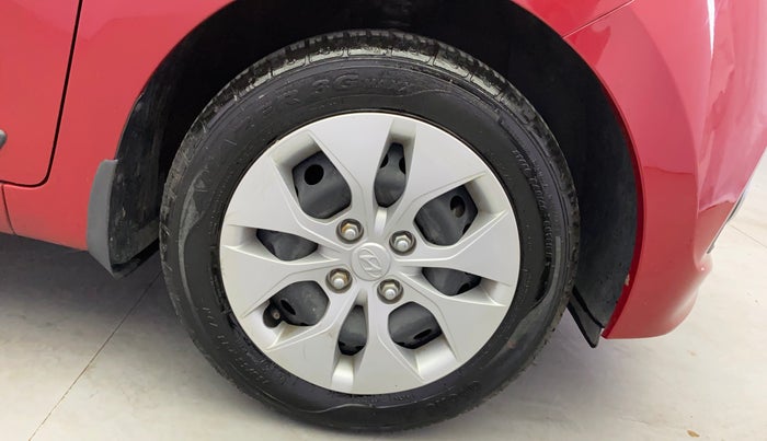 2016 Hyundai Xcent S 1.2, Petrol, Manual, 10,892 km, Right Front Wheel