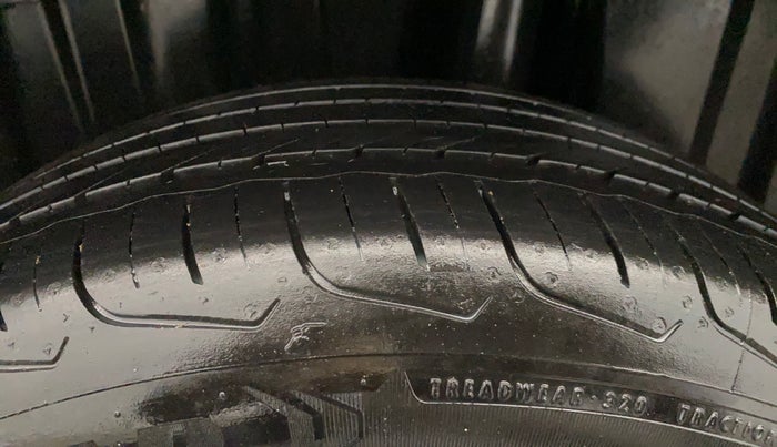 2024 Toyota Urban Cruiser Taisor V 1.0 Petrol AT, Petrol, Automatic, 9,383 km, Left Rear Tyre Tread