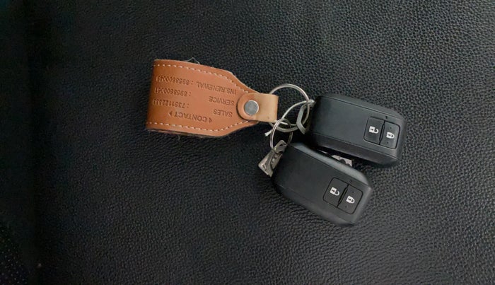 2024 Toyota Urban Cruiser Taisor V 1.0 Petrol AT, Petrol, Automatic, 9,383 km, Key Close Up