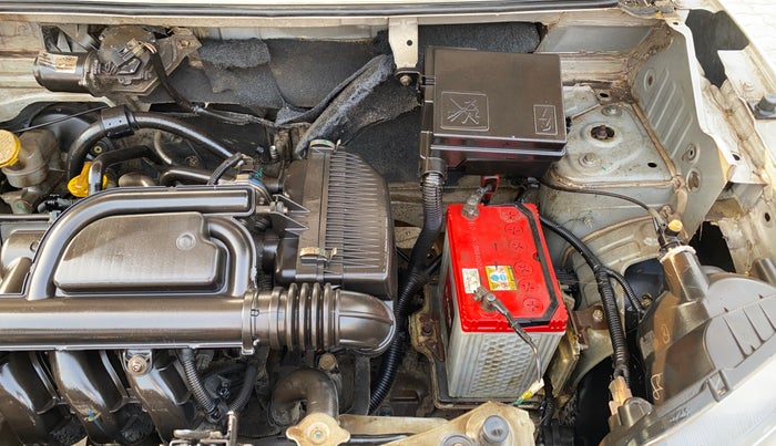 2016 Renault Kwid RXT 0.8, Petrol, Manual, 85,166 km, Engine View - Left