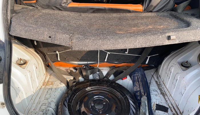 2016 Renault Kwid RXT 0.8, Petrol, Manual, 85,166 km, Boot Inside