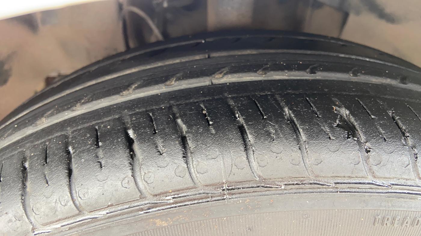 2021 Tata Tiago XZA PLUS PETROL, Petrol, Automatic, 68,111 km, Left Front Tyre Tread