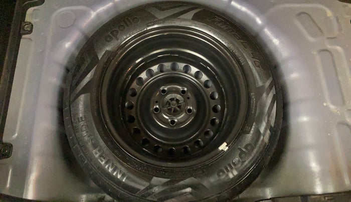 2020 Hyundai VENUE S 1.2, Petrol, Manual, 35,547 km, Spare Tyre